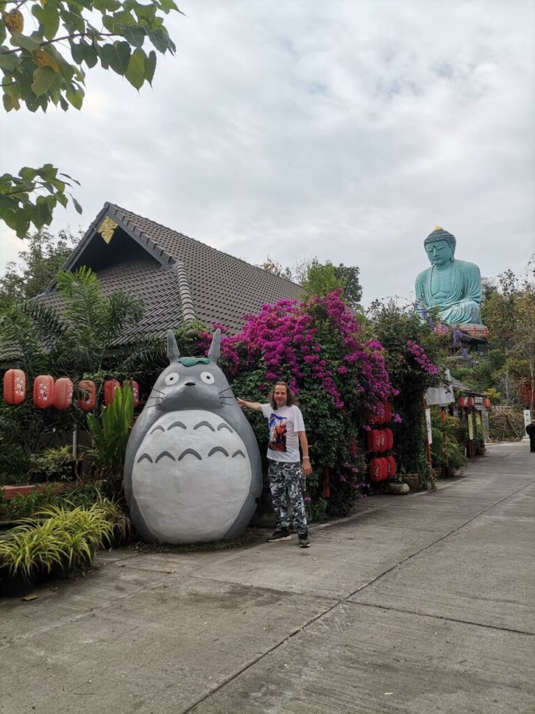 Doiphra Refresh Coffee and Totoro - photo: Achiradaporn Klungwichien, lic. CC BY-NC-ND