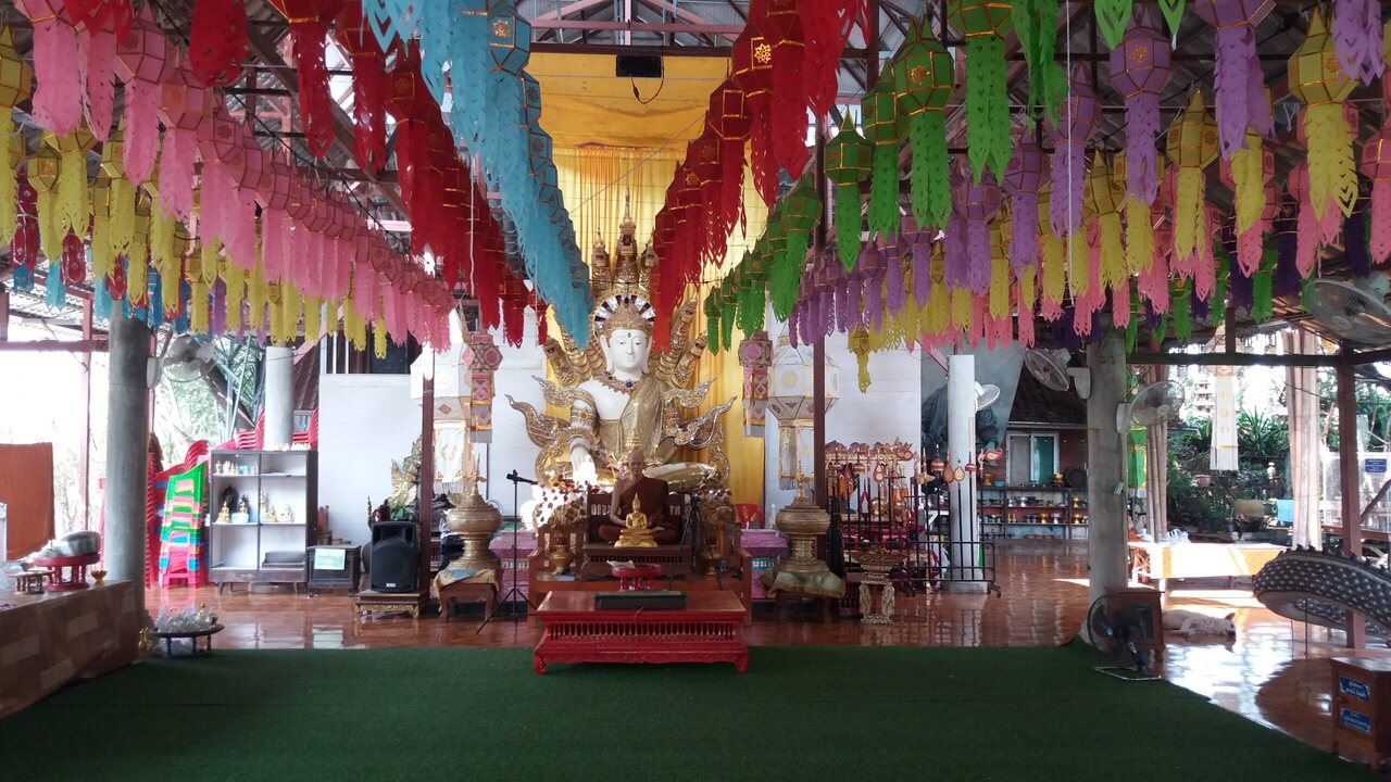 Wat Pa Phra Chao Uthumphon - pavilion, photo: Daniel Karwicki