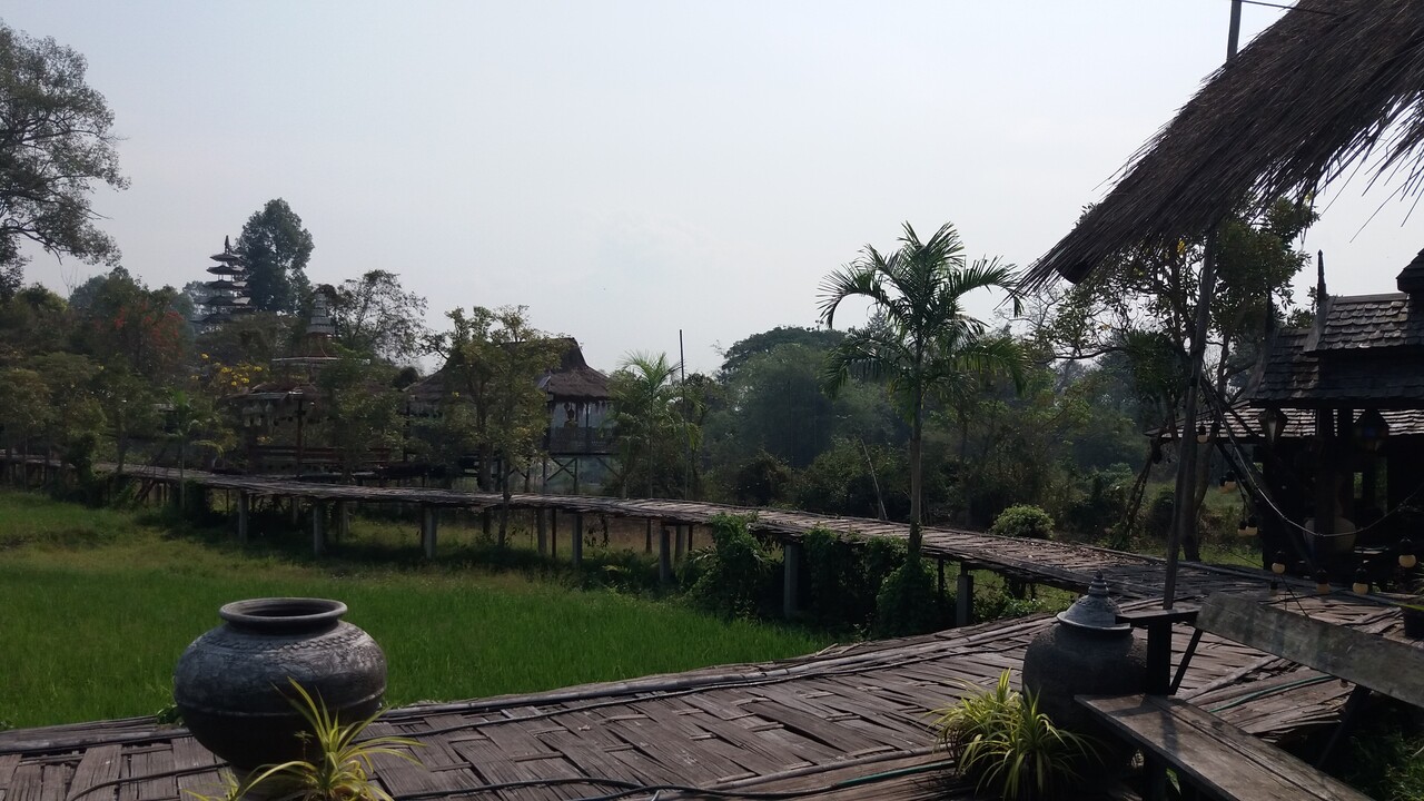 Wat Pa Phra Chao Uthumphon - Khua Tae Bridge, photo: Daniel Karwicki