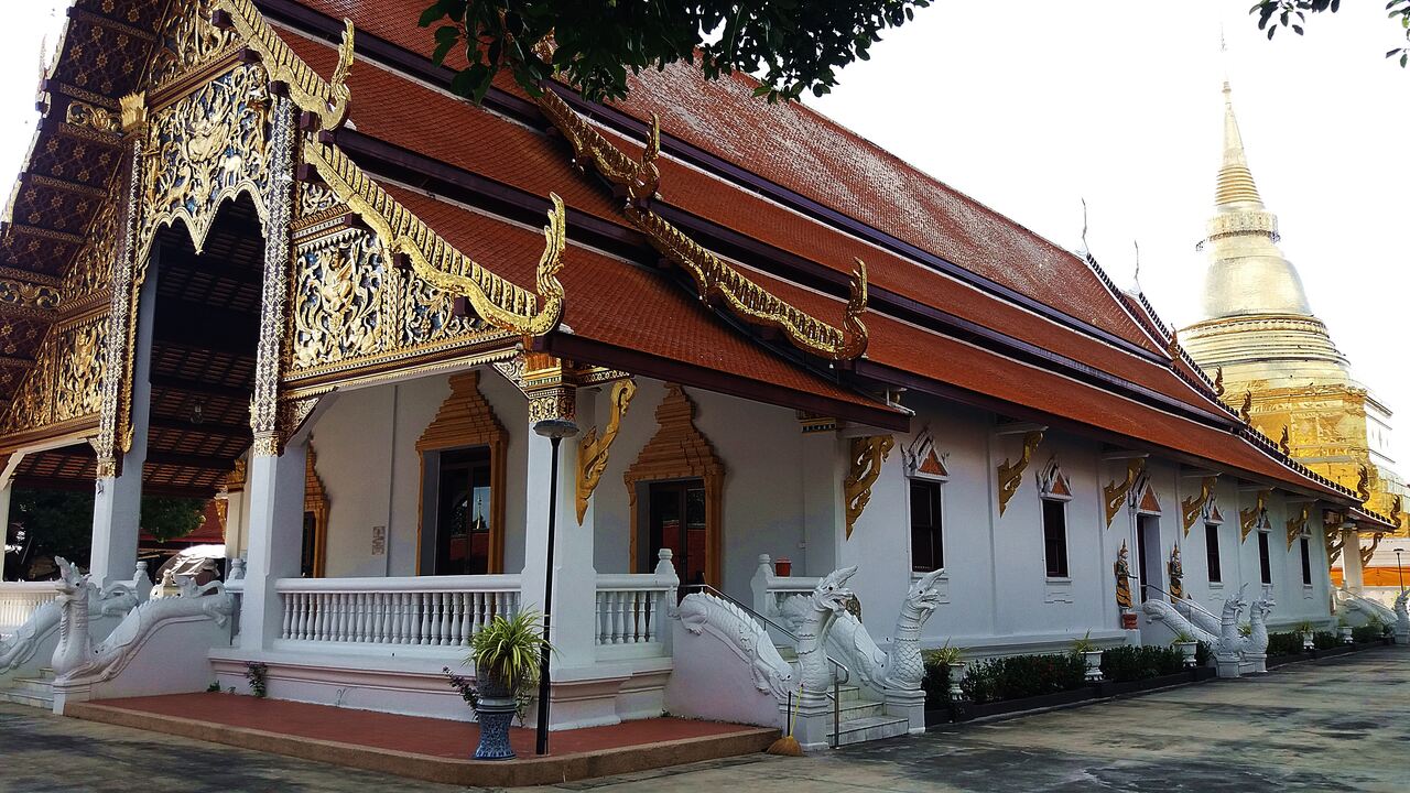 Wat Phra Kaew Don Tao Suchadaram in Lampang