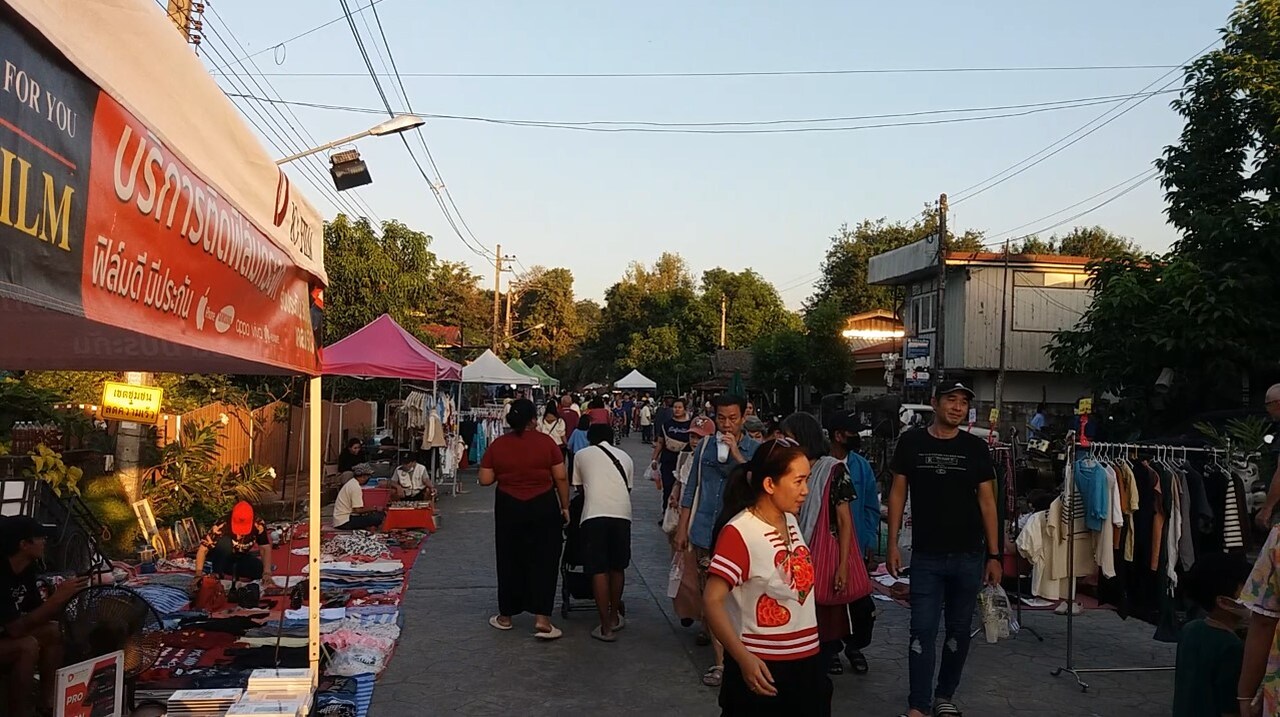 Lampang Cultural Street Market – an important place in the city