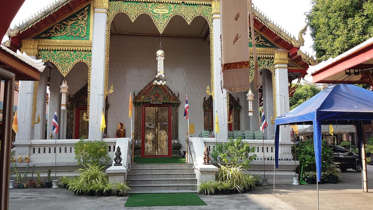 Wat Bunyawat - Ubosot, photo: Daniel Karwicki