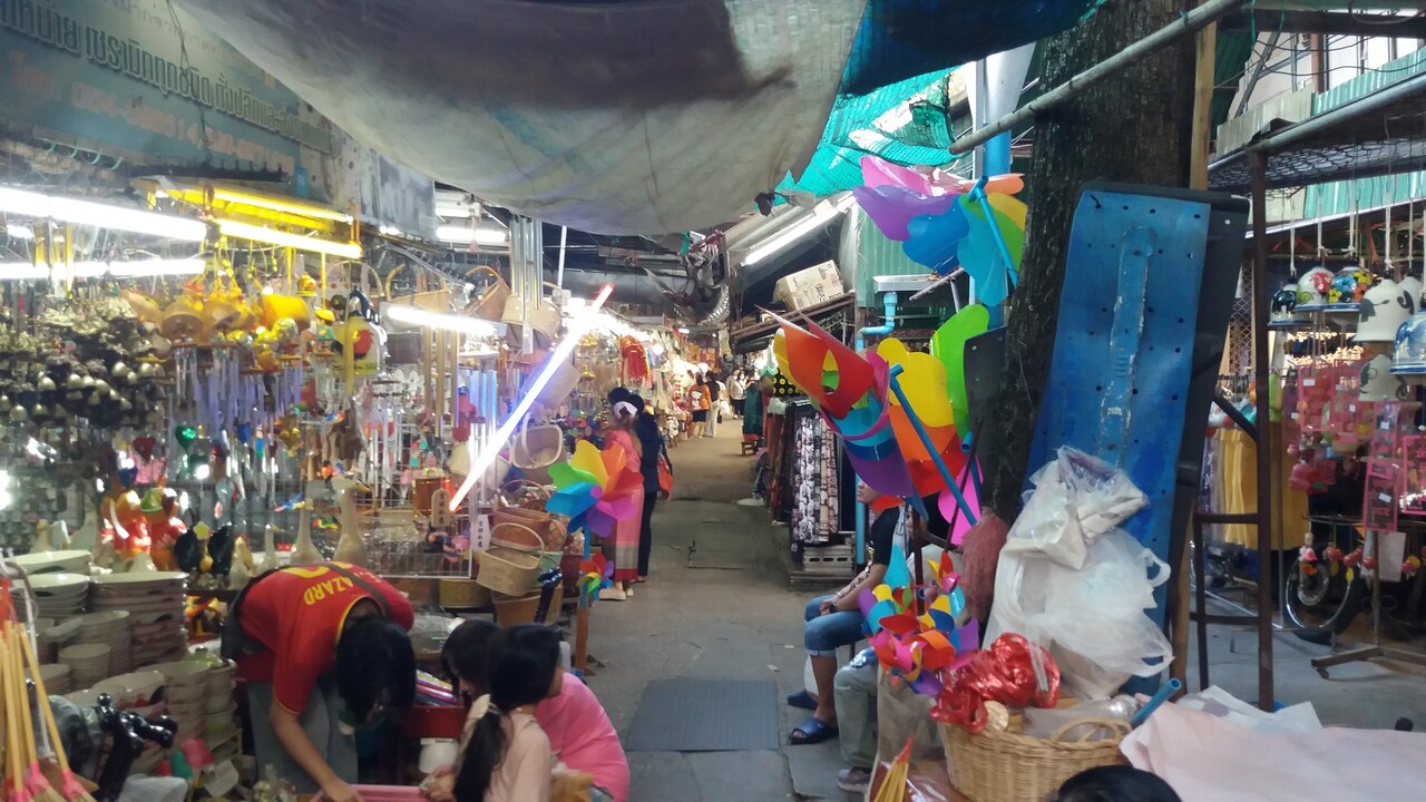 Thung Kwian Market - photo: Daniel Karwicki