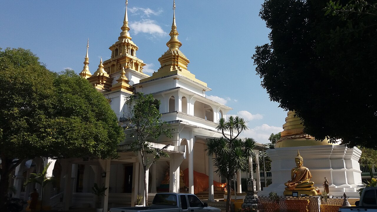 Wat Chetawan in Lampang - photo: Daniel Karwicki