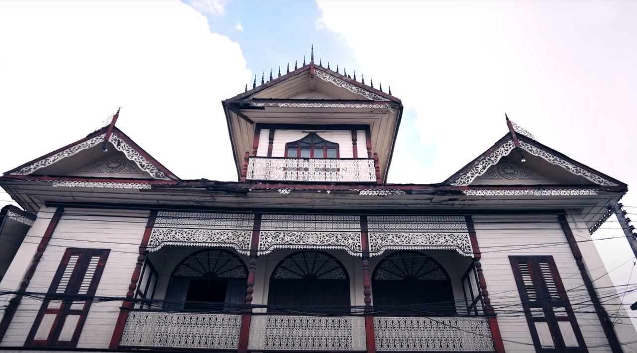 Historical Moung Ngwe Zin Building in Lampang